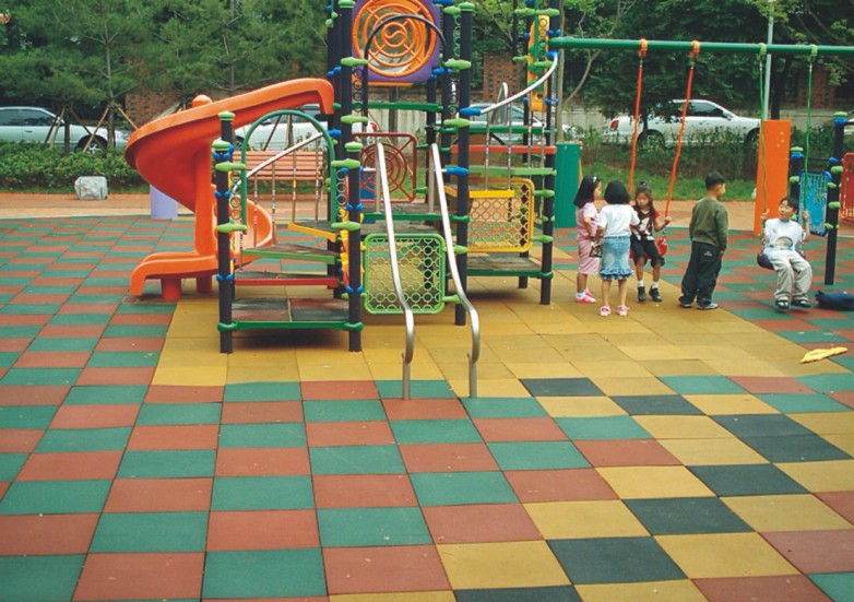 便宜的幼儿园游乐场橡胶垫